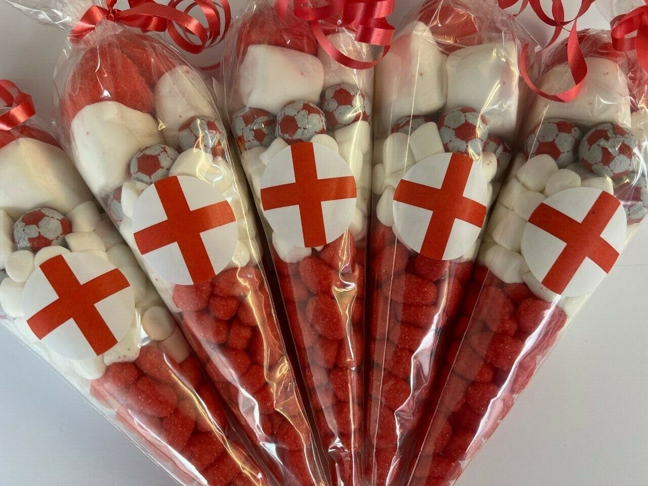 England Red & White Football Footy Kids Sweet Candy Cones Filled Party Bags Bag