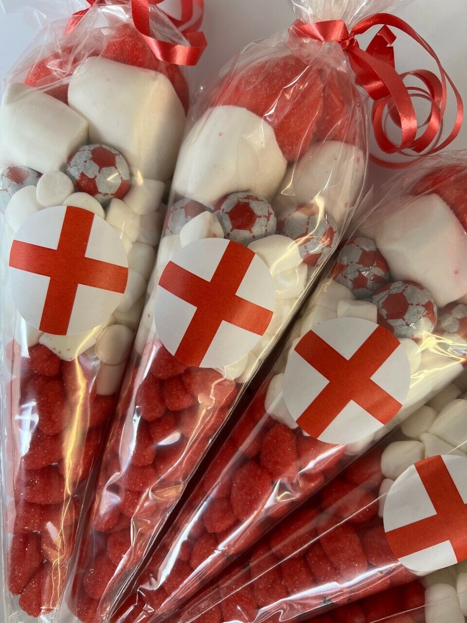 England Red & White Football Footy Kids Sweet Candy Cones Filled Party Bags Bag
